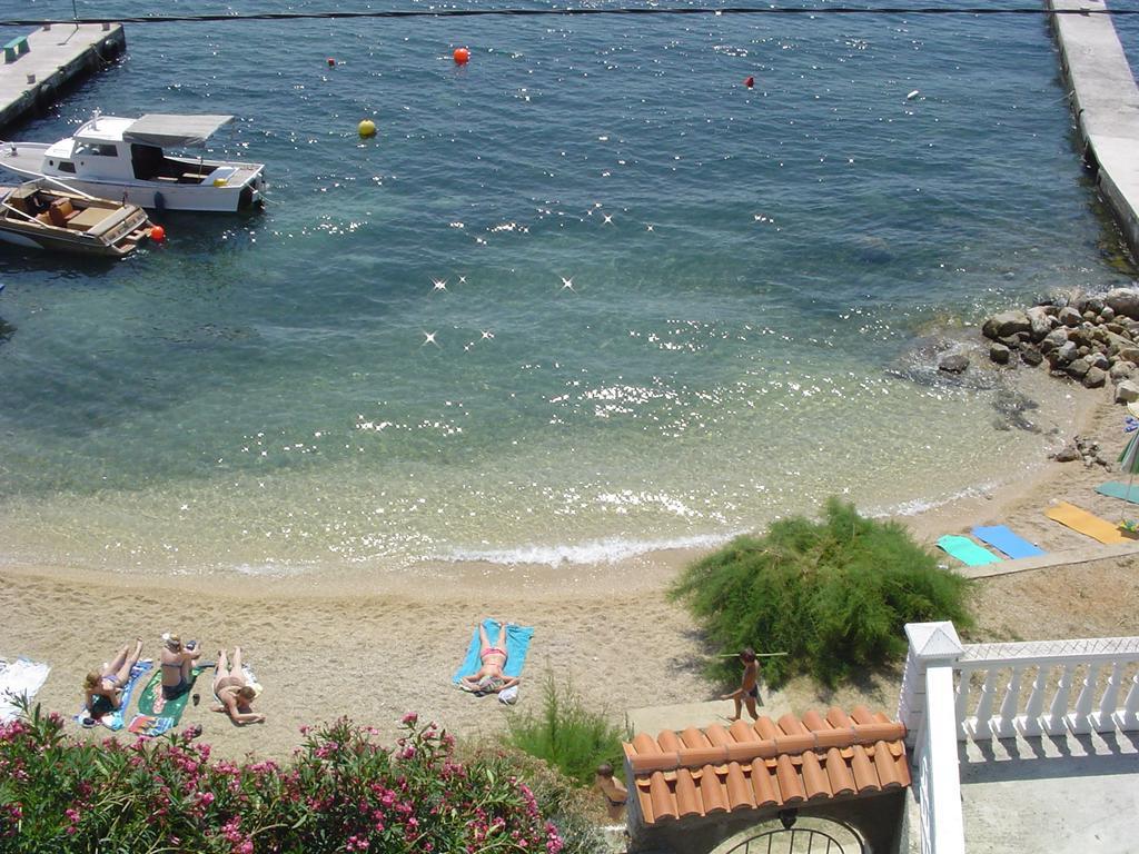 Apartments Anita 1 Barbat na Rabu Εξωτερικό φωτογραφία