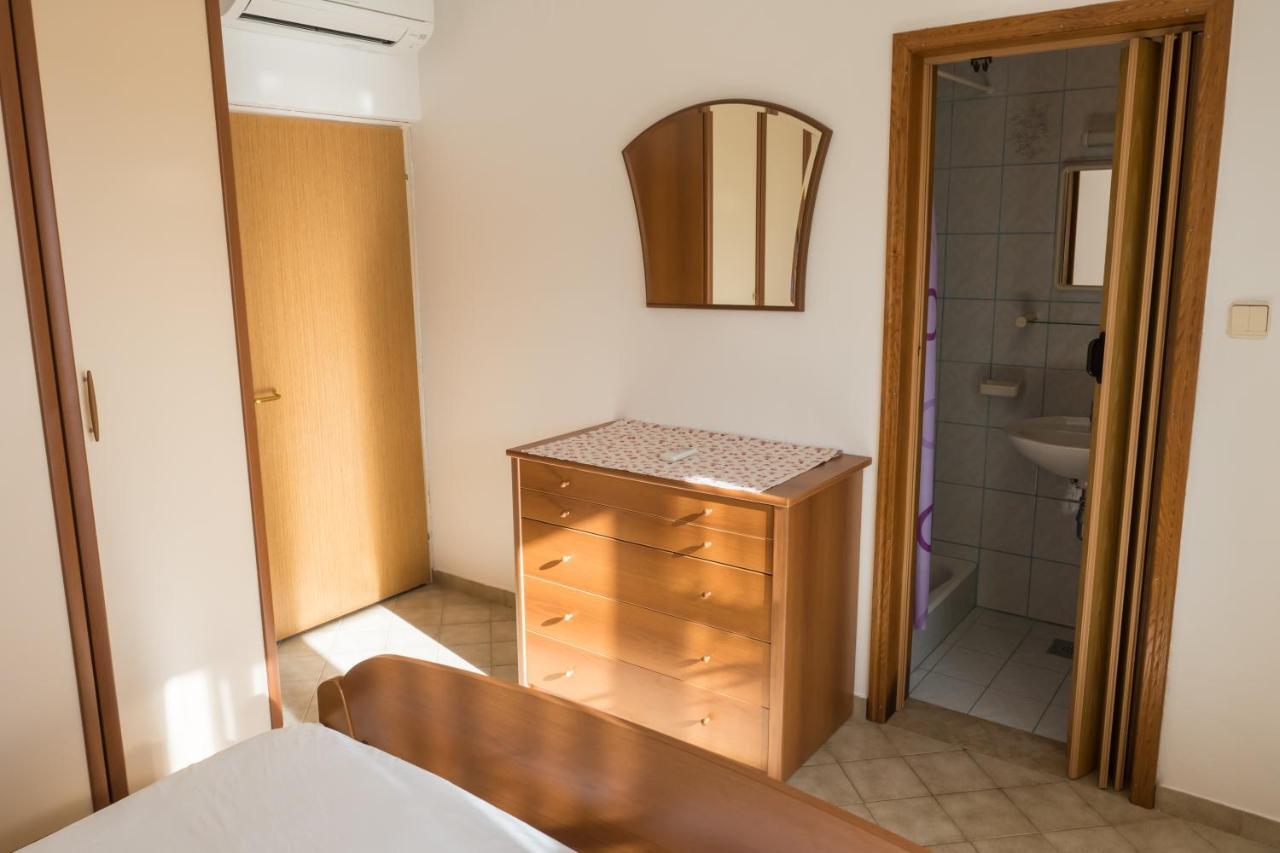 Apartments Anita 1 Barbat na Rabu Εξωτερικό φωτογραφία