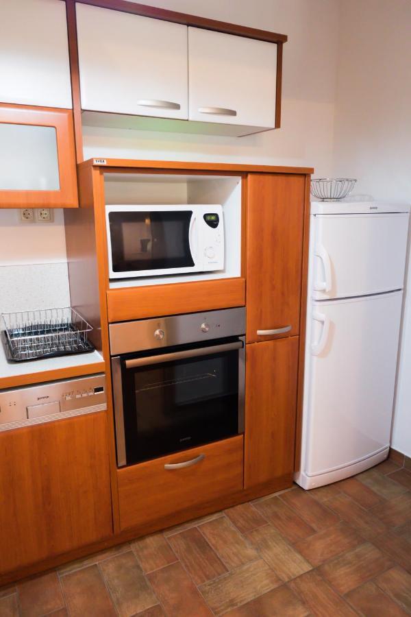 Apartments Anita 1 Barbat na Rabu Εξωτερικό φωτογραφία