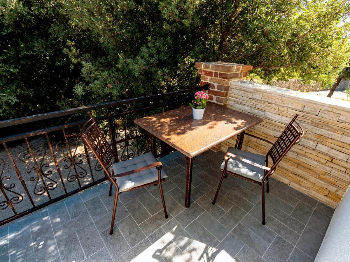 Apartments Anita 1 Barbat na Rabu Εξωτερικό φωτογραφία