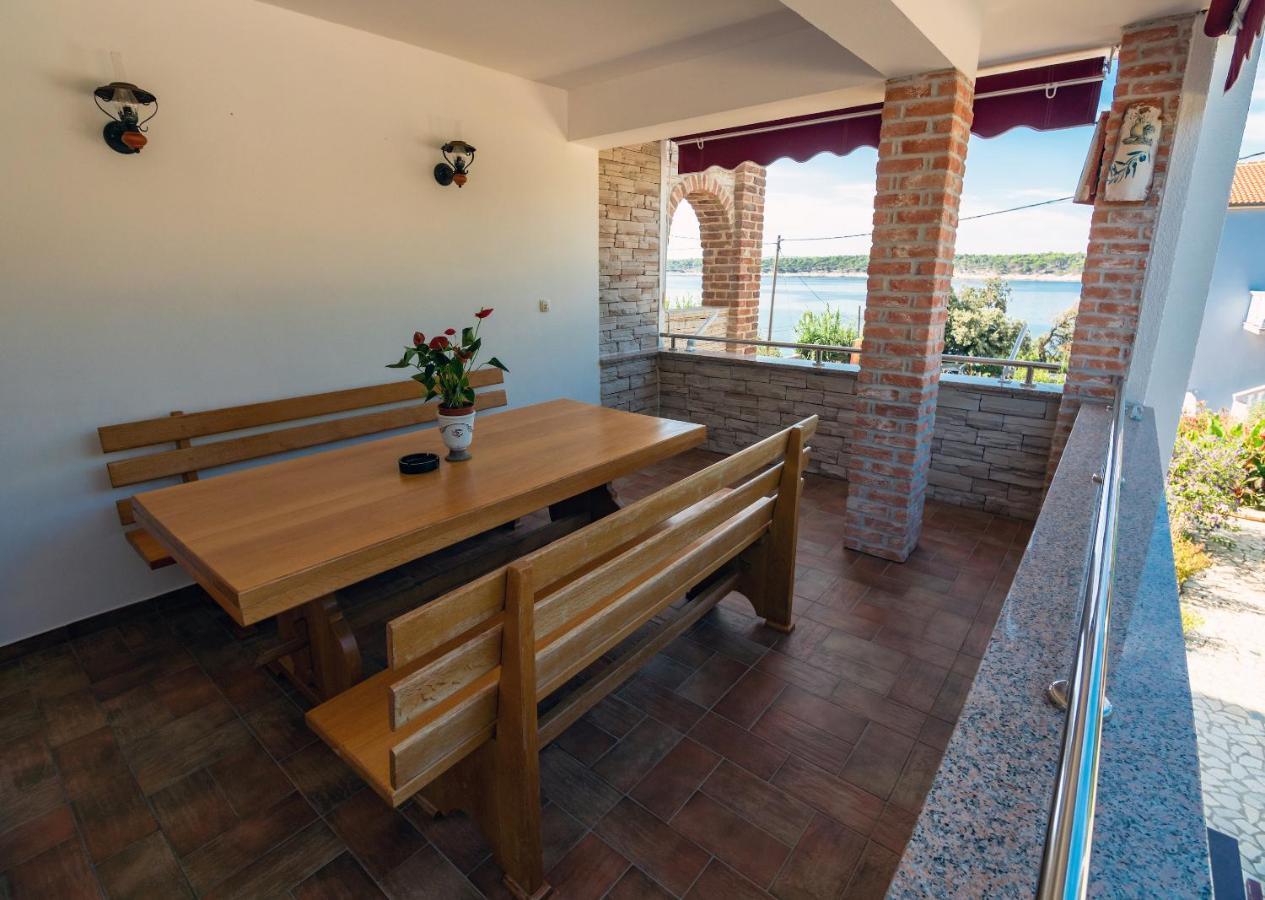 Apartments Anita 1 Barbat na Rabu Εξωτερικό φωτογραφία