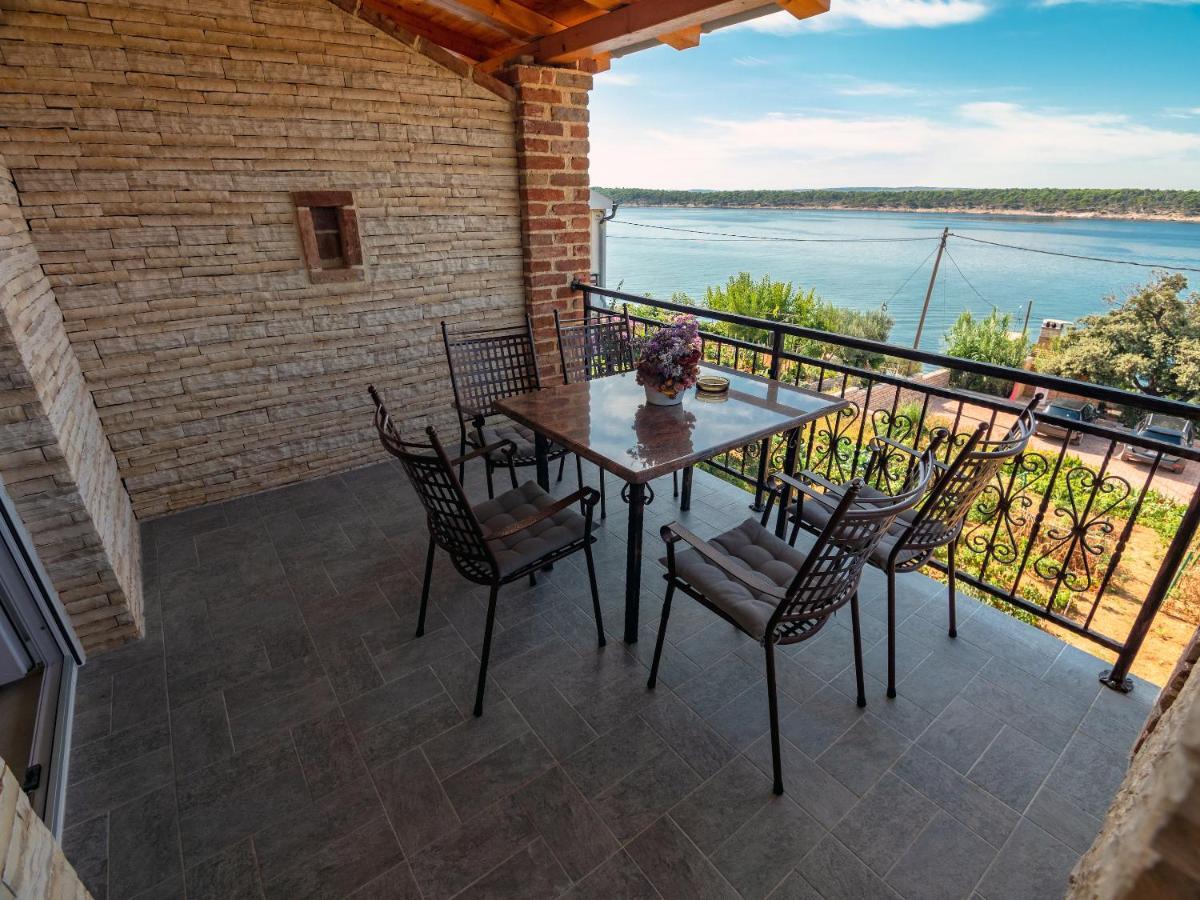 Apartments Anita 1 Barbat na Rabu Εξωτερικό φωτογραφία