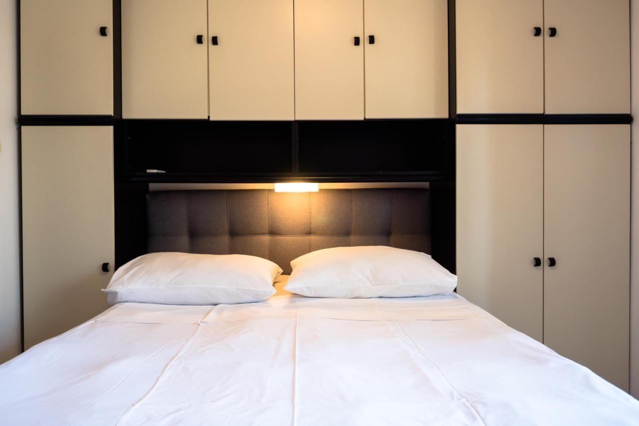 Apartments Anita 1 Barbat na Rabu Εξωτερικό φωτογραφία