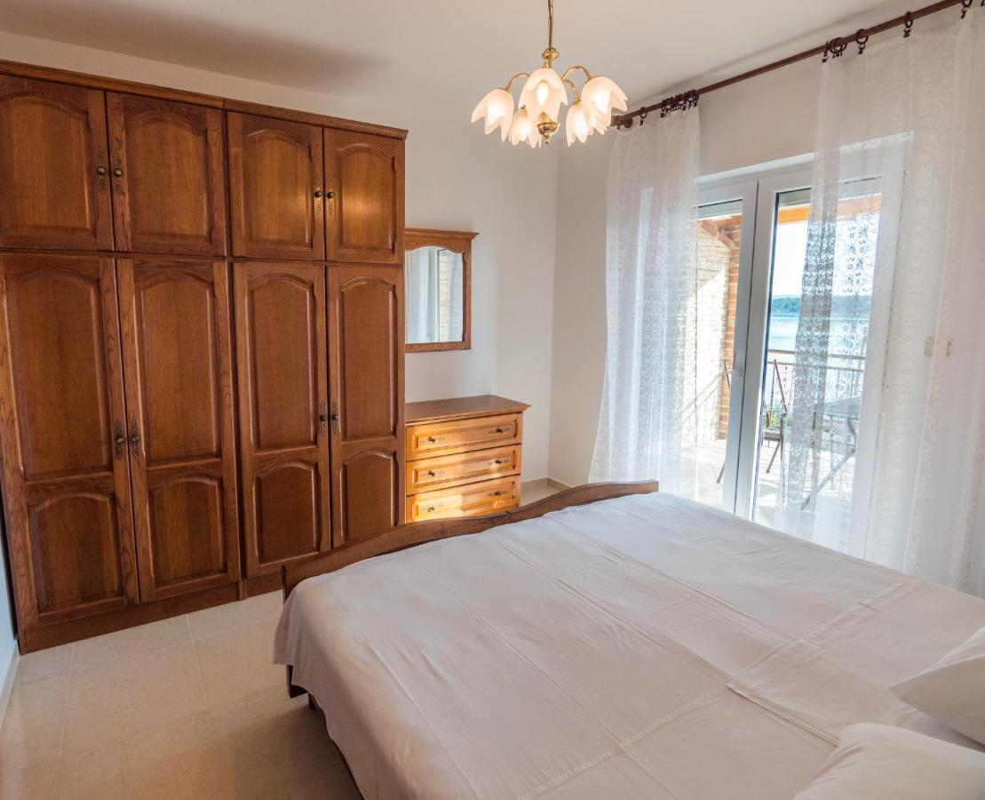 Apartments Anita 1 Barbat na Rabu Εξωτερικό φωτογραφία