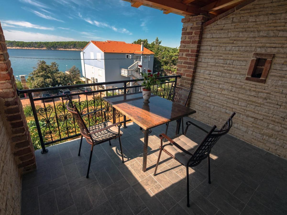 Apartments Anita 1 Barbat na Rabu Εξωτερικό φωτογραφία