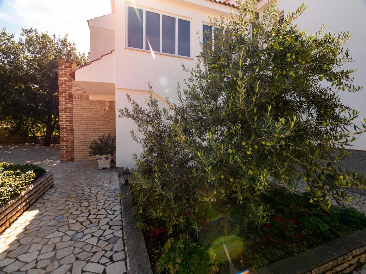 Apartments Anita 1 Barbat na Rabu Εξωτερικό φωτογραφία